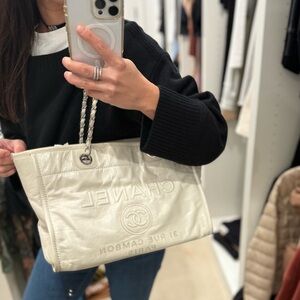 Chanel off white shoulder bag